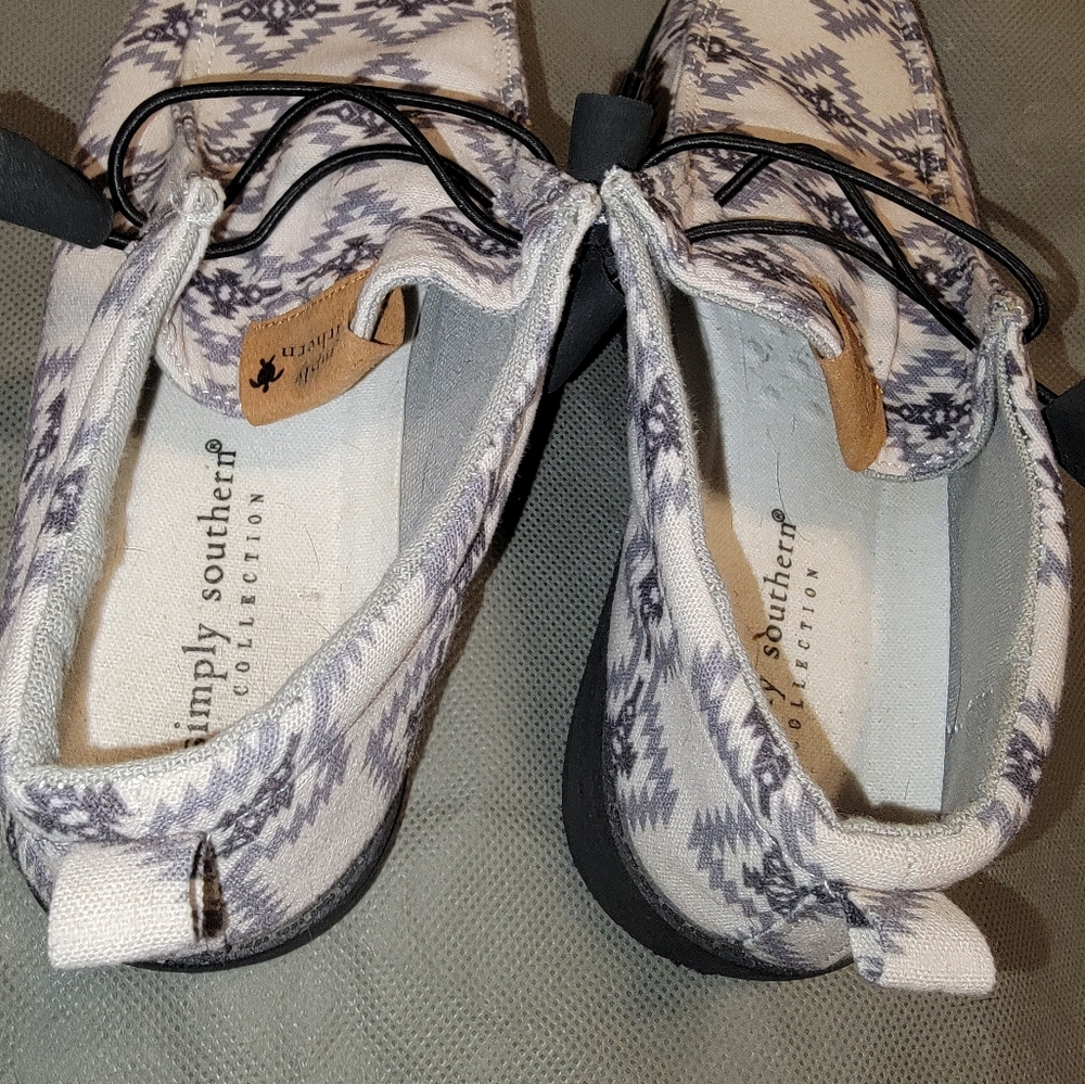 Womens Shoes
